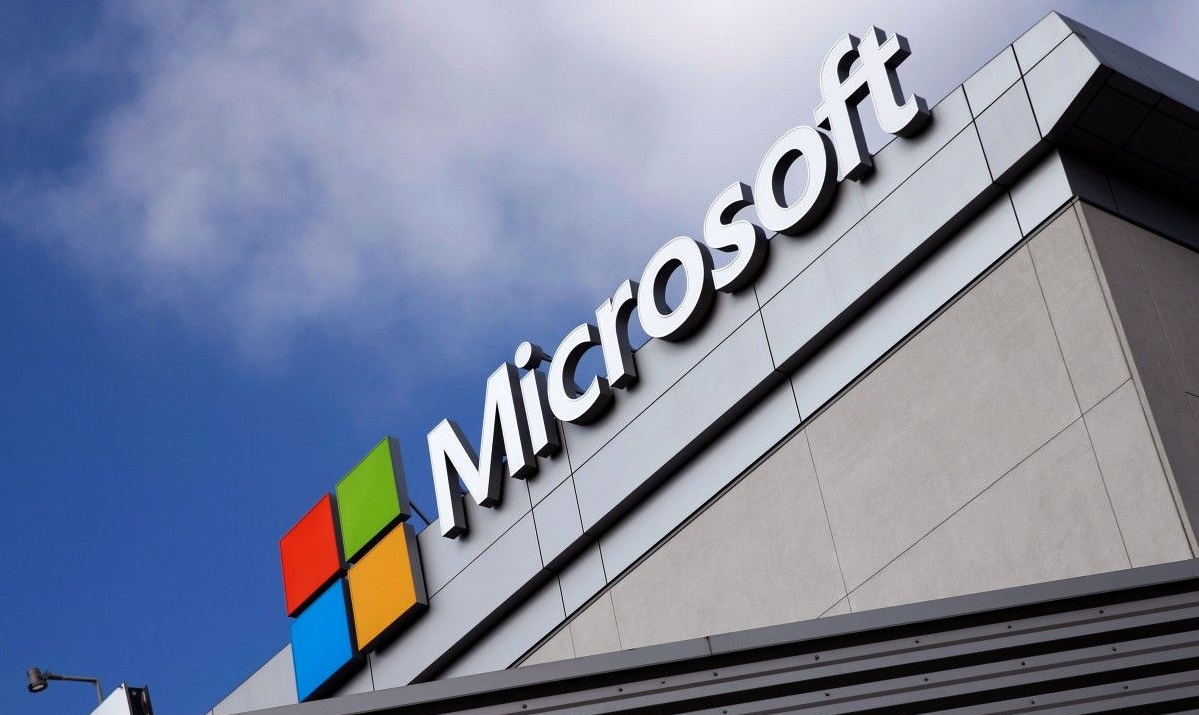 Microsoft замінить понад 70 співробітників технологією на основі штучного інтелекту