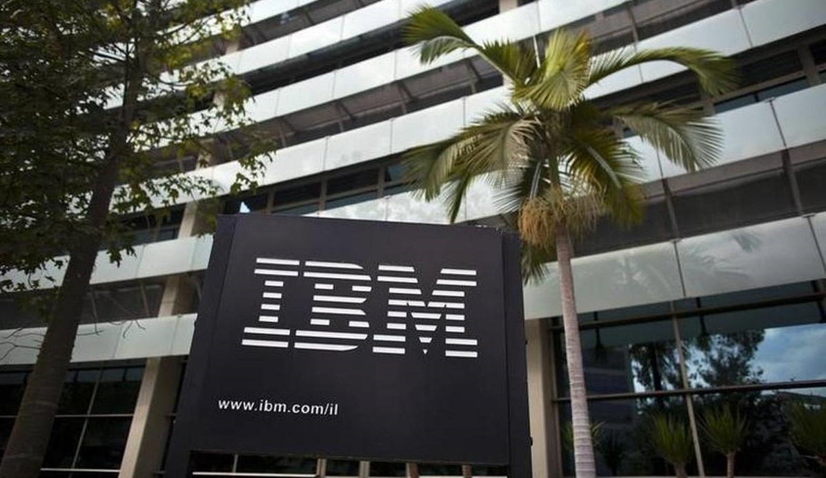 IBM скоротить 7,8 тисячі співробітників та замінить їх штучним інтелектом
