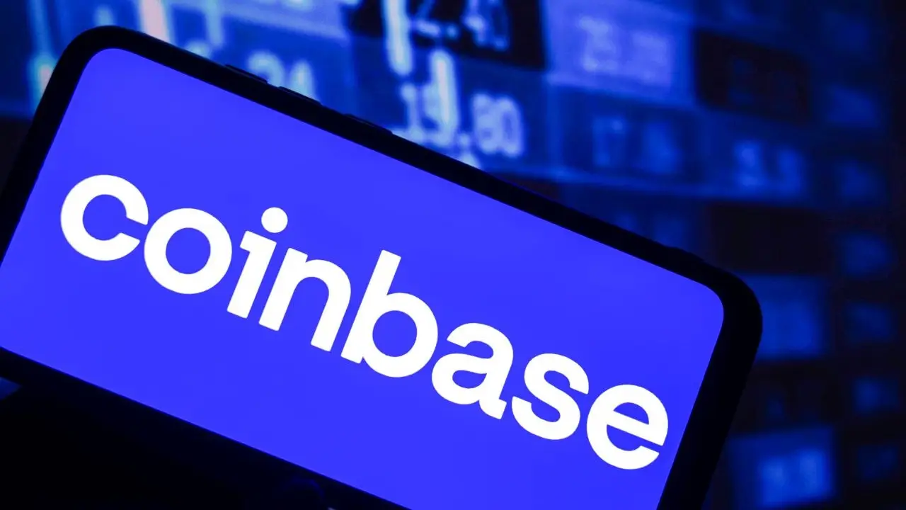 Американський регулятор подав до суду на критобіржу Coinbase. Раніше він звинуватив у махінаціях Binance