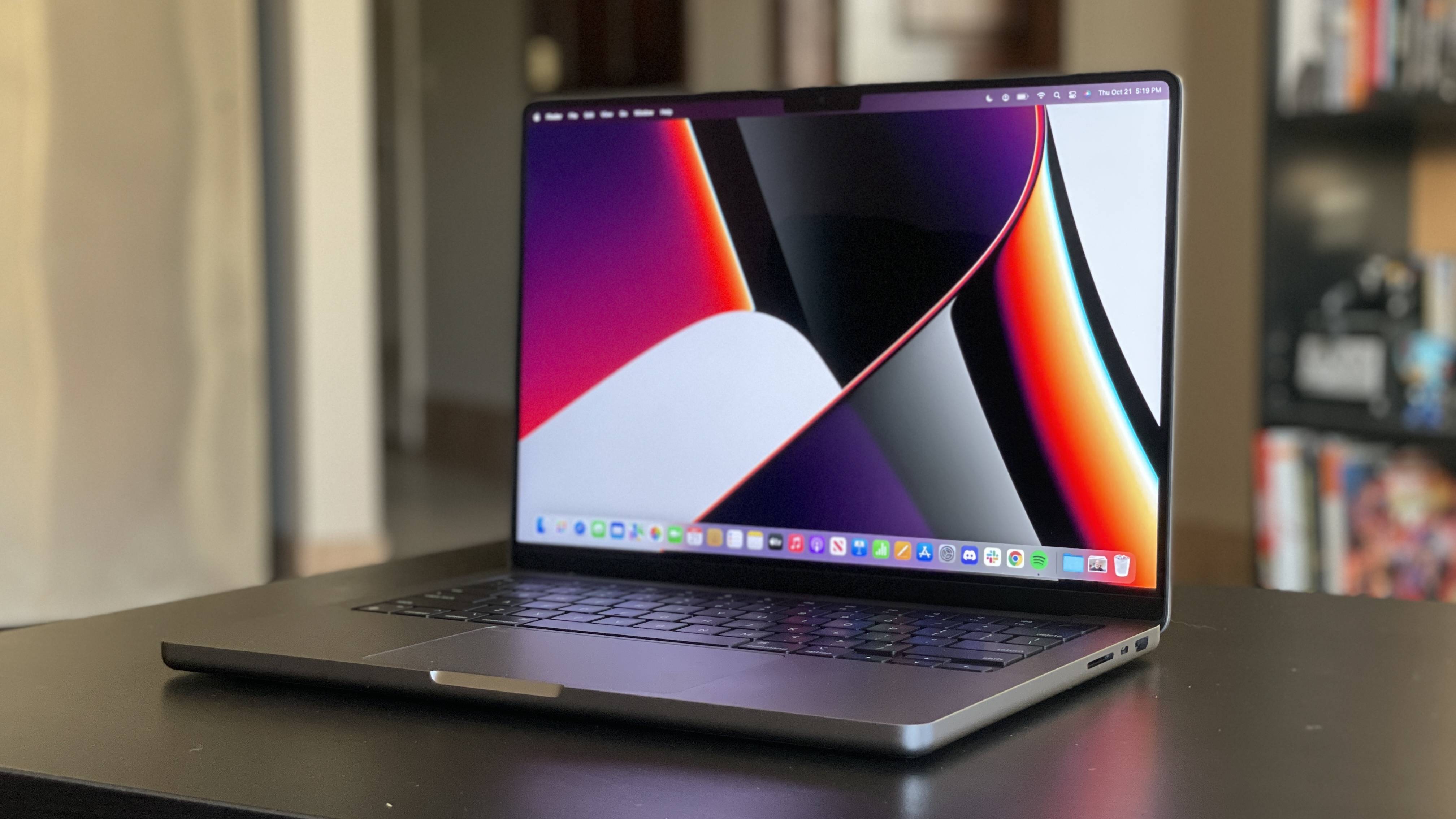 Поставки MacBook у 2023 році знизяться на 30% порівняно з минулим роком