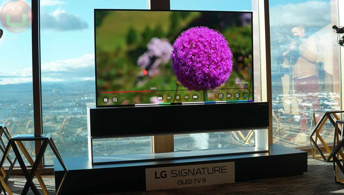 LG випустила перший телевізор, що згортається