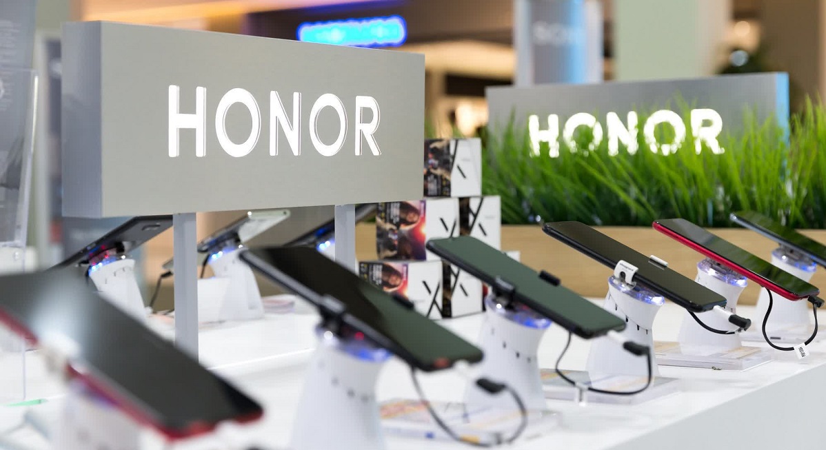 Huawei оголосив про продаж бренду Honor