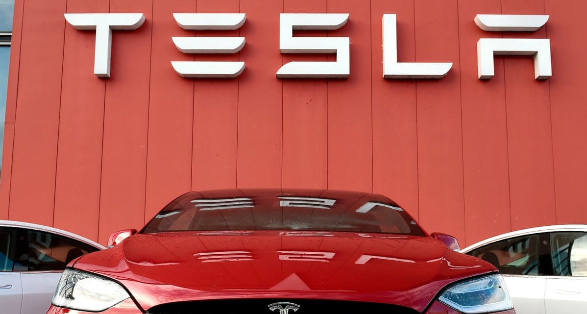 Tesla побудує в Китаї завод з виробництва зарядних пристроїв для електромобілів