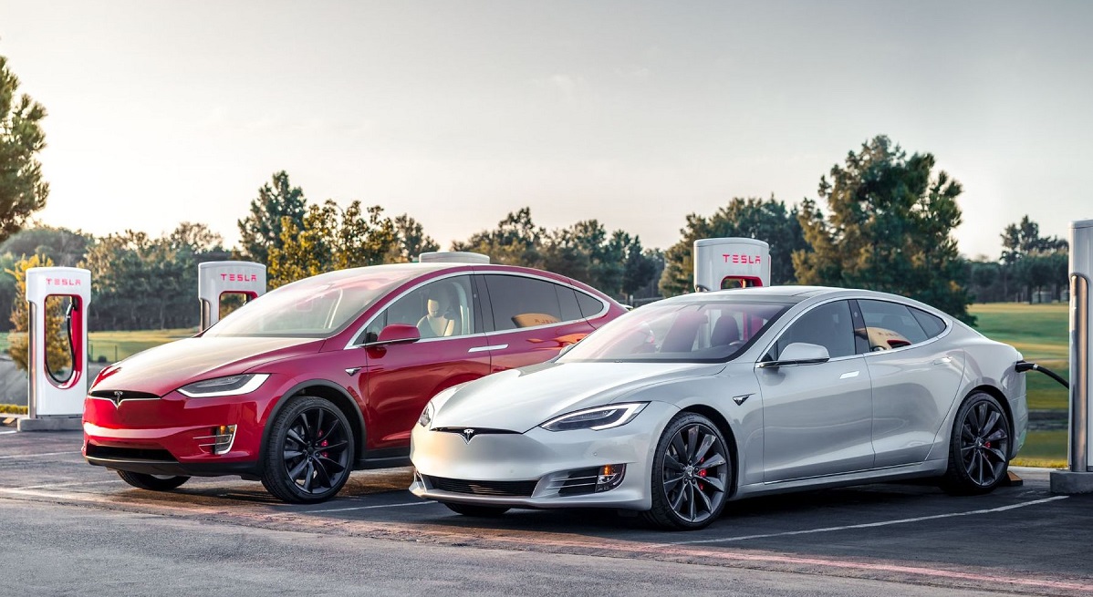 Tesla відкликає понад 9,5 тисячі автомобілів Model X і Y через дефекти