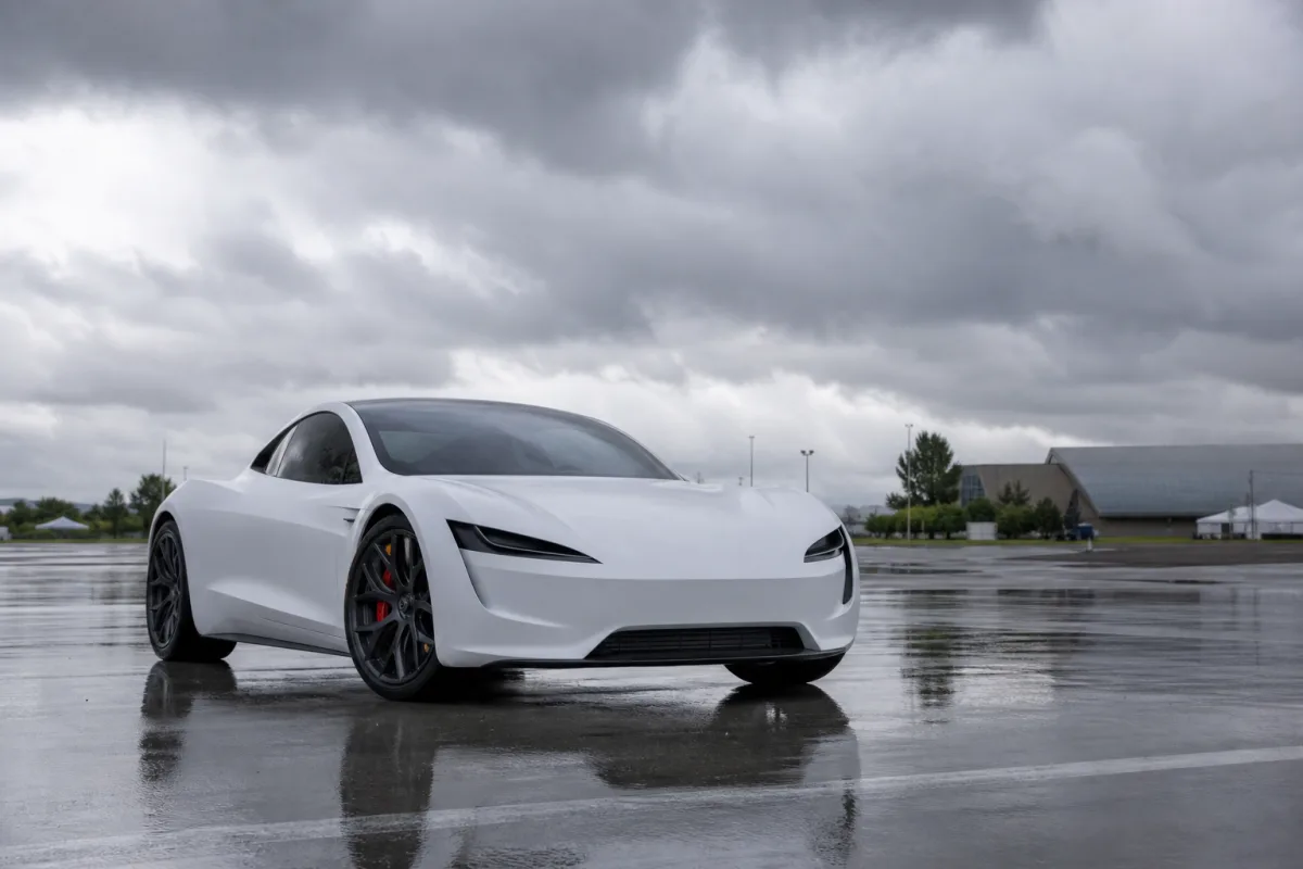Tesla перенесла презентацію нового Roadster через негоду в Техасі