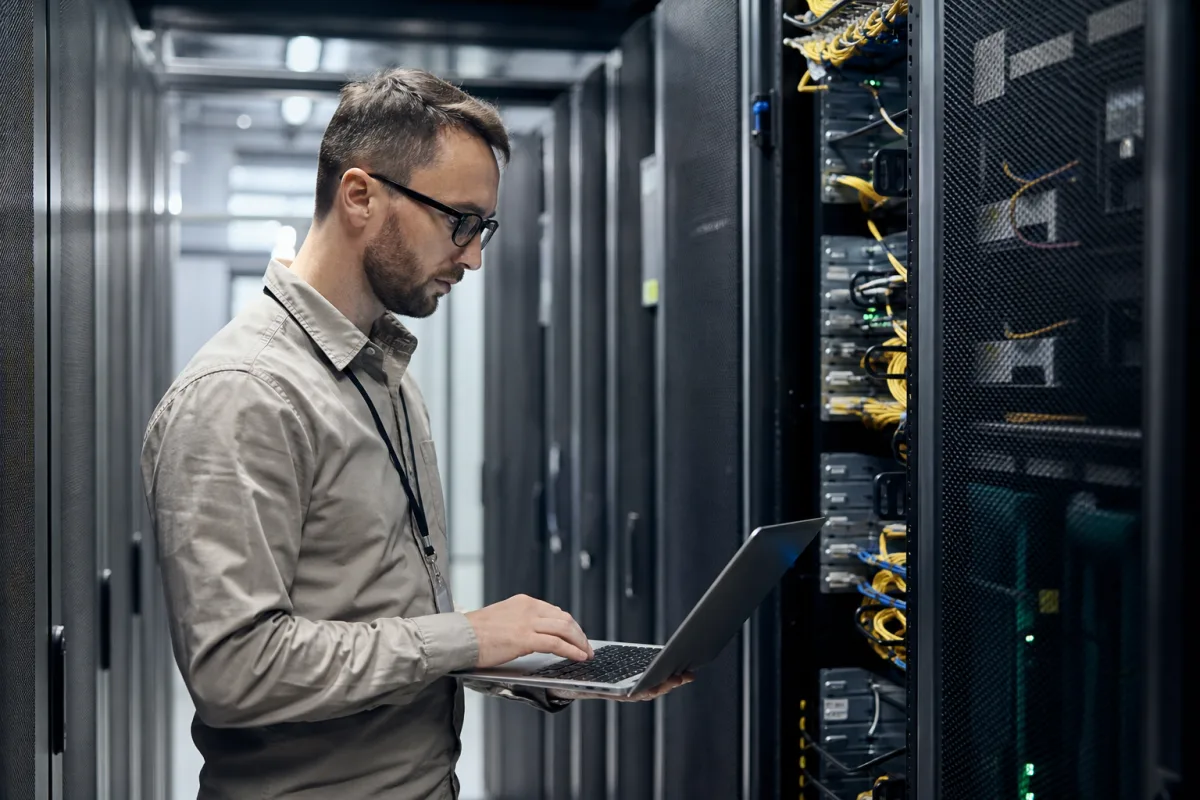 Дешевий хостинг може збільшити витрати бізнесу через простої та підтримку