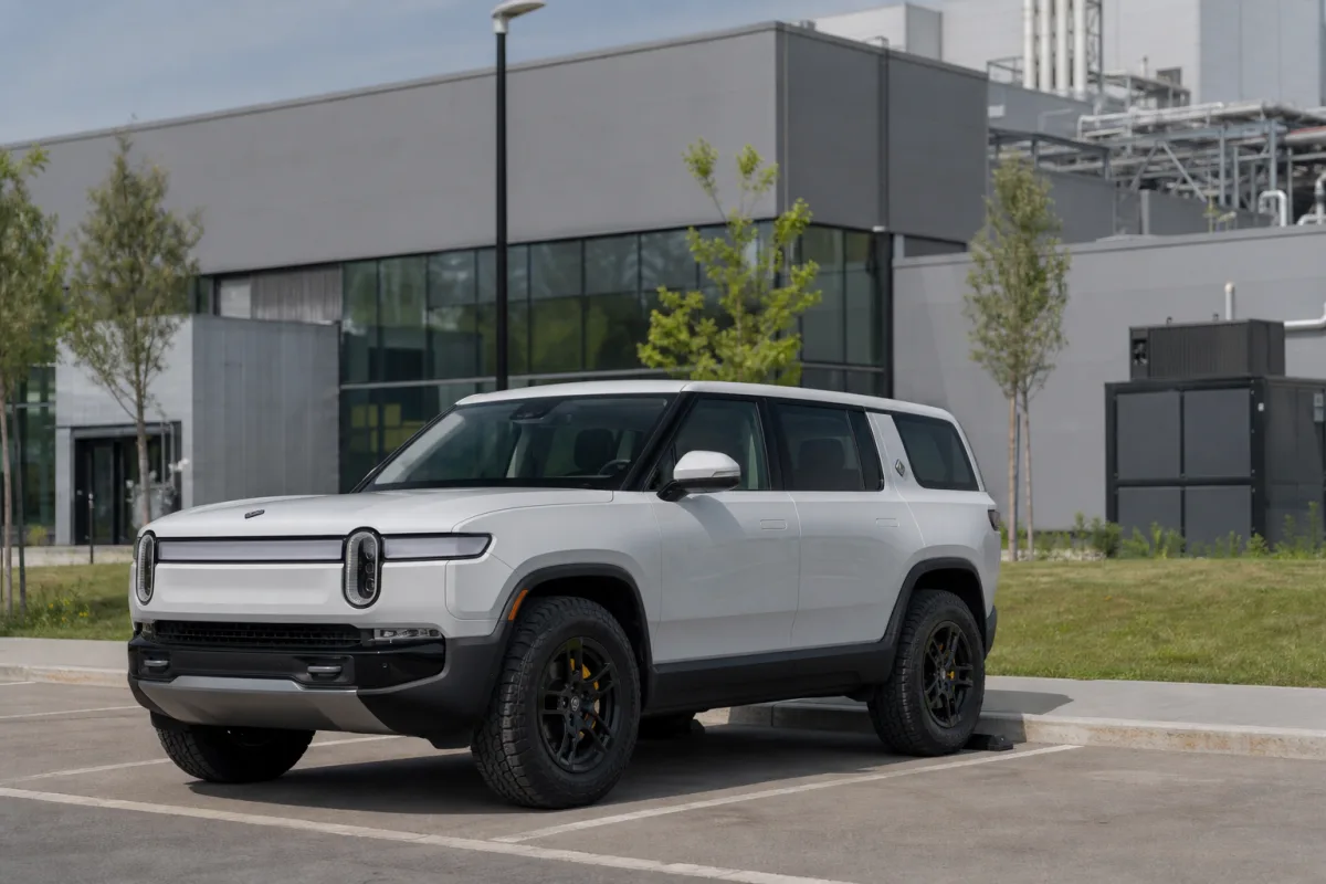 Rivian наростила поставки на 45% у третьому кварталі