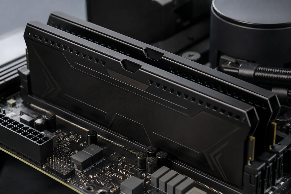 Newegg пропонує комплекти DDR5 на 32 ГБ зі знижками до 96 доларів
