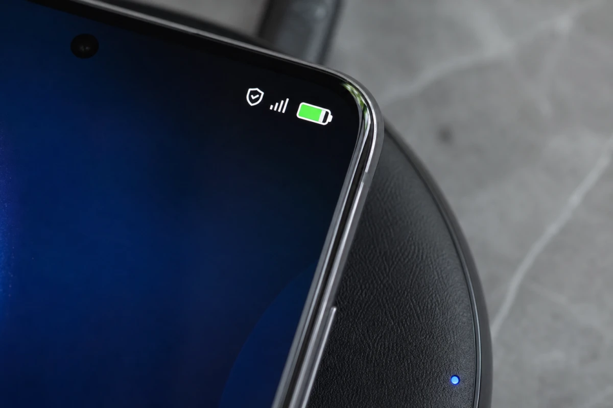 Що означає значок щита біля батареї на смартфонах Samsung Galaxy