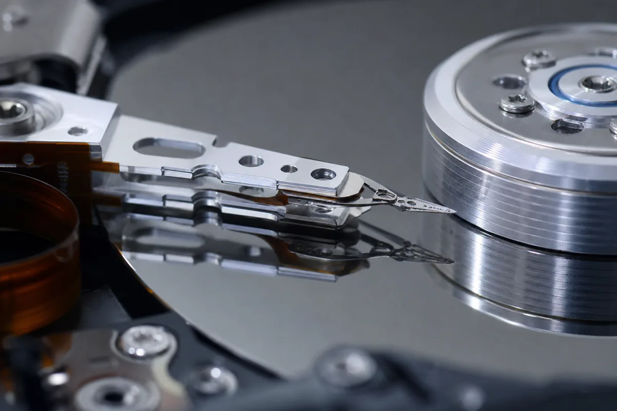 Seagate і Toshiba змагаються за бізнес TDK з виробництва магнітних головок