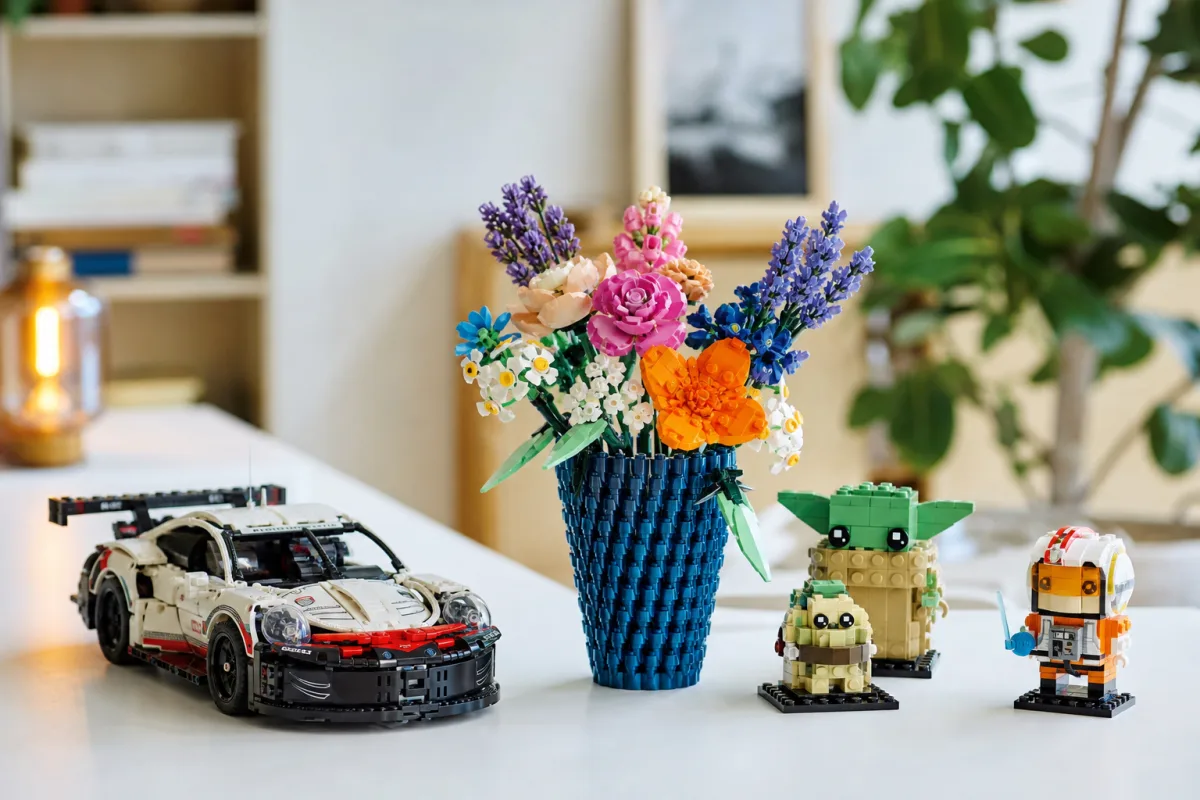 Wired назвав добірку подарунків для шанувальників Lego