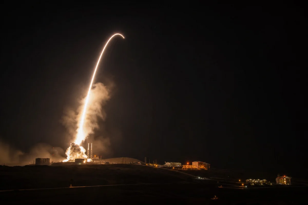 SpaceX вивела на орбіту 21 військовий супутник США