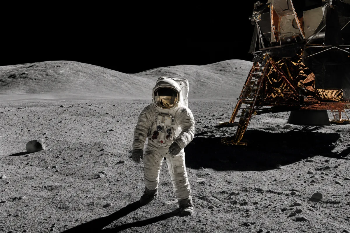 NASA оголосило конкурс на захист астронавтів від статичної електрики на Місяці