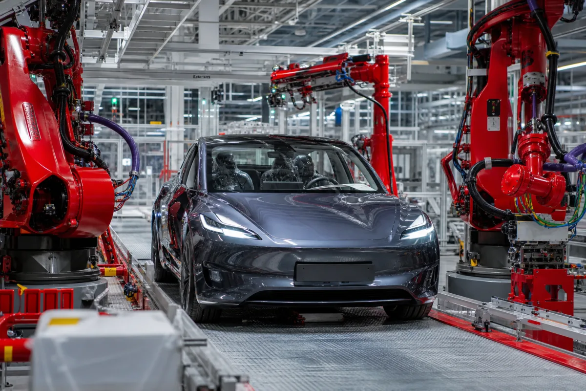 Ілон Маск заявив про ціль Tesla у 5 млн поставок автомобілів до 2030 року