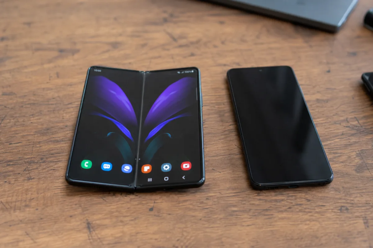 Оглядачка TechCrunch назвала головні переваги й недоліки iPhone Duo