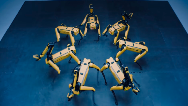 Роботи Boston Dynamics ефектно станцювали під K-pop на честь злиття з Hyundai. Відео