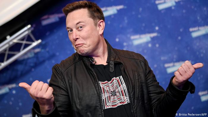Tesla знову буде продавати свої електромобілі за біткоіни, - Ілон Маск