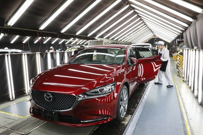 Mazda зупинила роботу заводів у Японії через збій поставок комплектуючих з Китаю