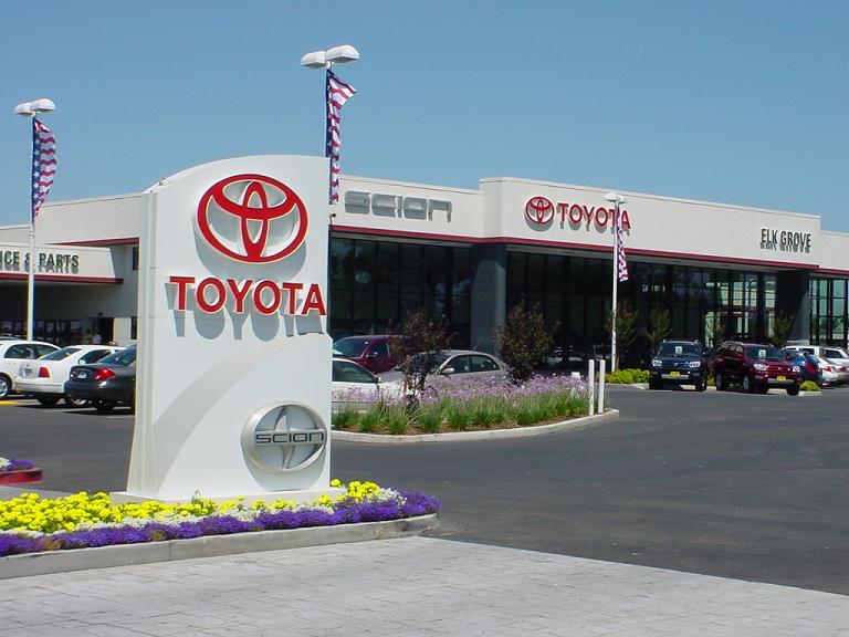 Toyota випередила General Motors з продажу автомобілів у США