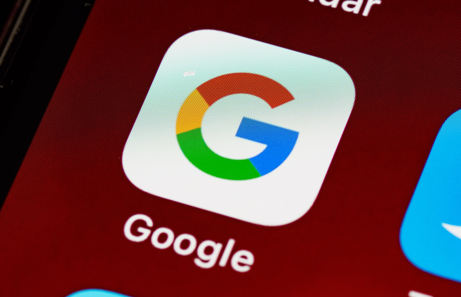 У російських версіях продуктів Google заборонено називати події в Україні війною