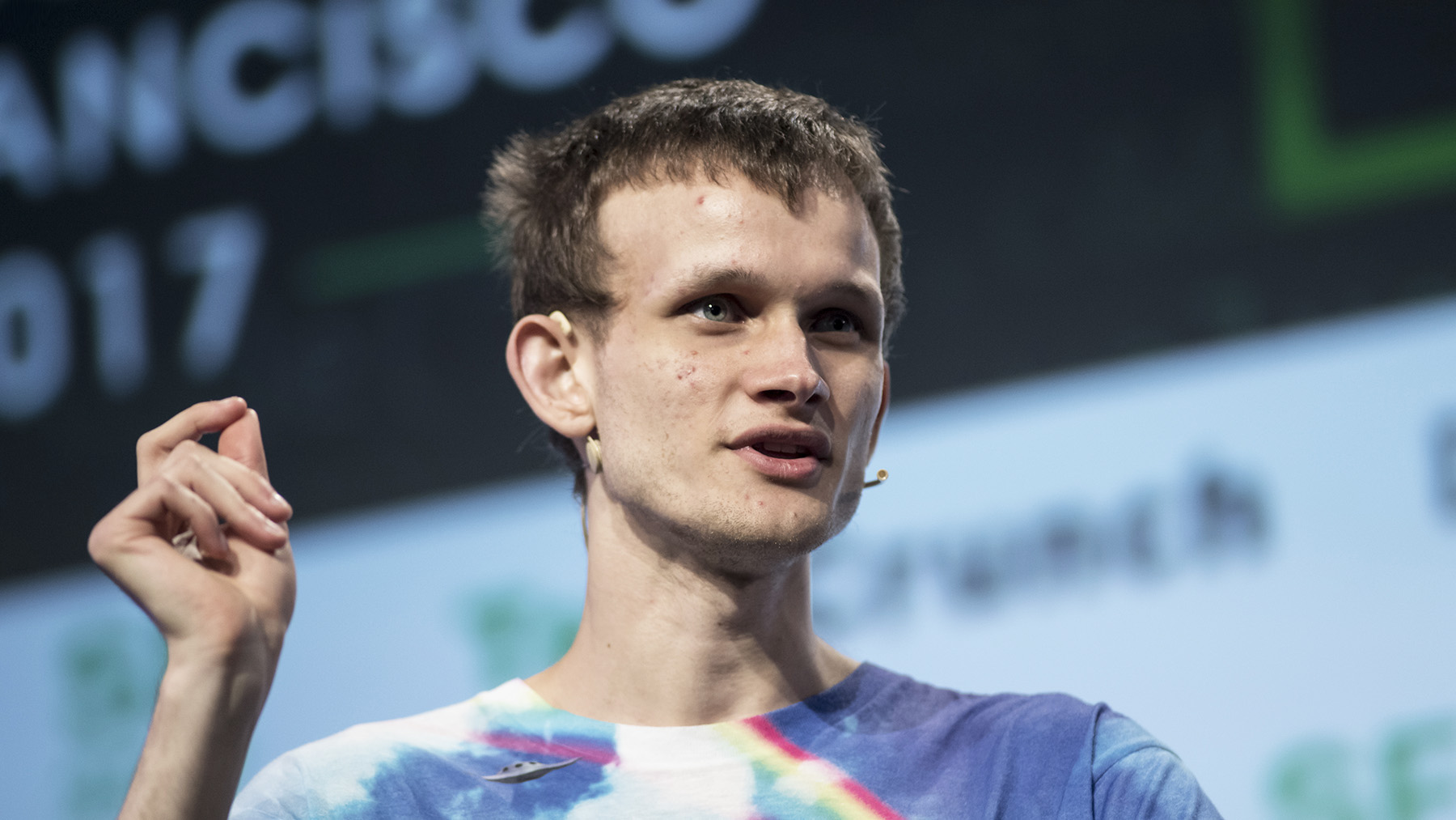 Хакер, який викрав токени Optimism на $17,5 млн, запитав у засновника Ethereum, як їх можна повернути