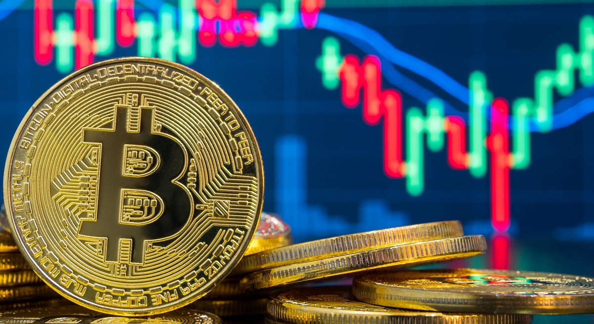 Більшість інвесторів упевнені, що ціна біткоїну швидше впаде до $10 тисяч, ніж підніметься до $30 тисяч, - опитування