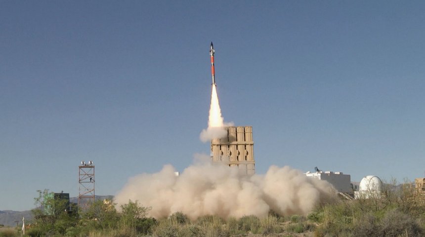 США тестує ізраїльський ППО-комплекс «Залізний купол»