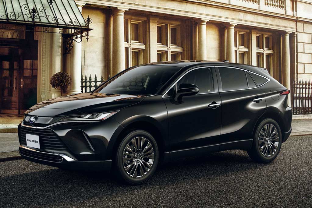 Toyota екстрено скасовує замовлення на популярні кросовери