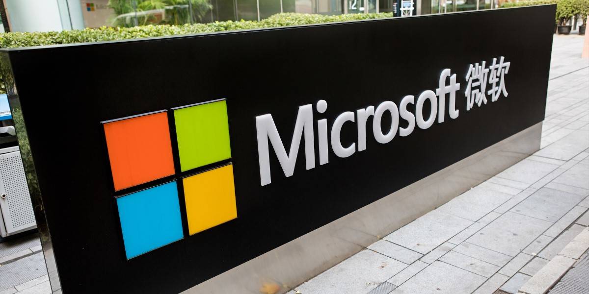 Microsoft скоротить понад 10 тисяч співробітників