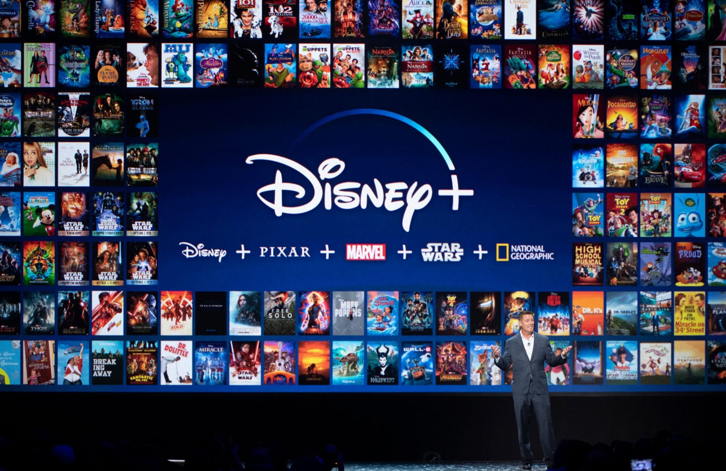 У березні з російських онлайн-кінотеатрів пропаде весь контент Disney