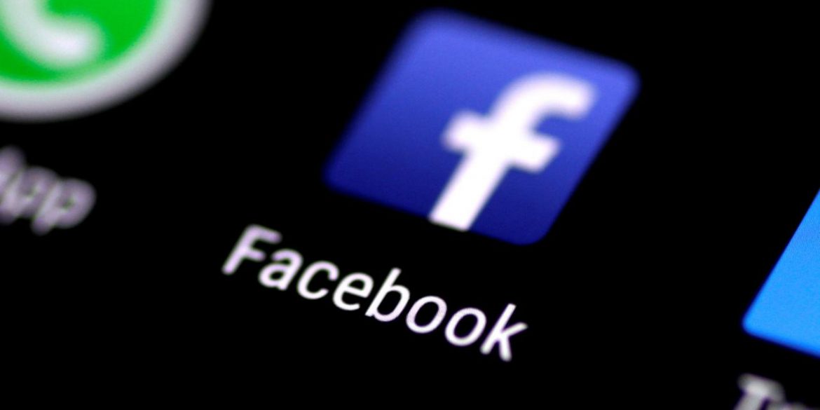 Facebook проводять закрите тестування нової стрічки новин