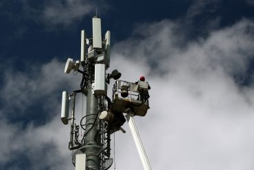 Киевстар, Vodafone и lifecell получили лицензию на запуск интернета 4G по всей Украине