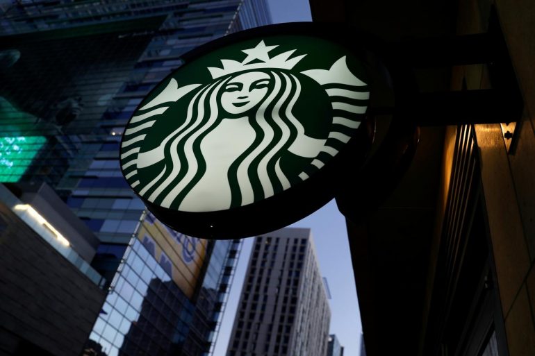 Starbucks в приложении тестирует оплату криптовалютой