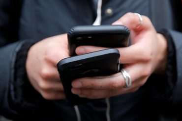 АМКУ заборонив мобільним операторам підвищувати тарифи під час карантину