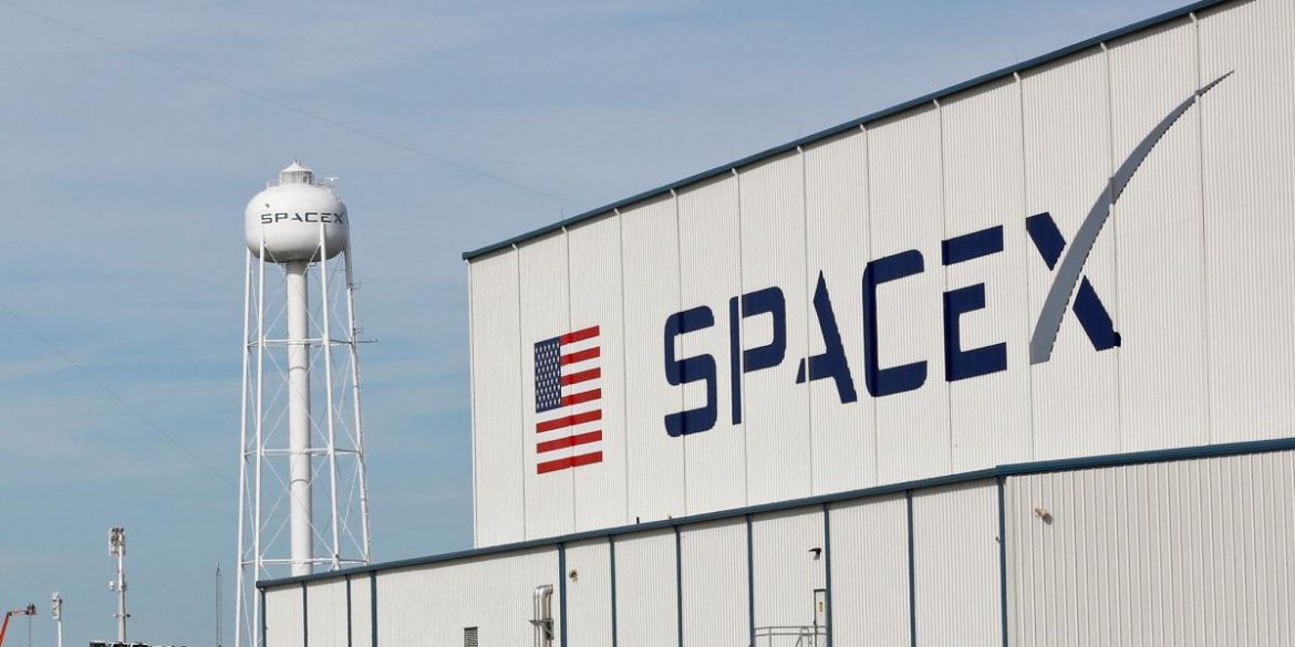 SpaceX заборонили співробітникам користуватися додатком Zoom