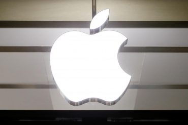 Apple може затримати випуск старших моделей iPhone 12