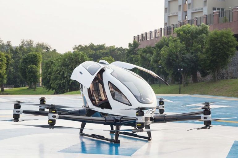 В Китае разрешили коммерческую деятельность пассажирских дронов