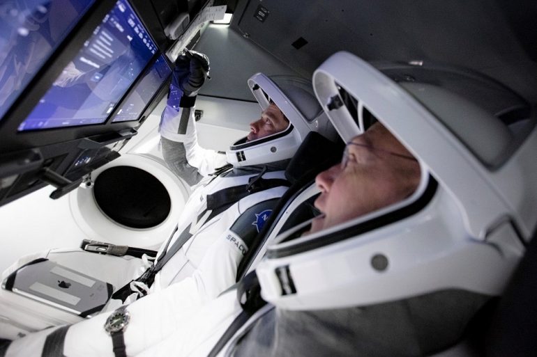 NASA назвало час, коли астронавти з Crew Dragon зможуть потрапити на МКС