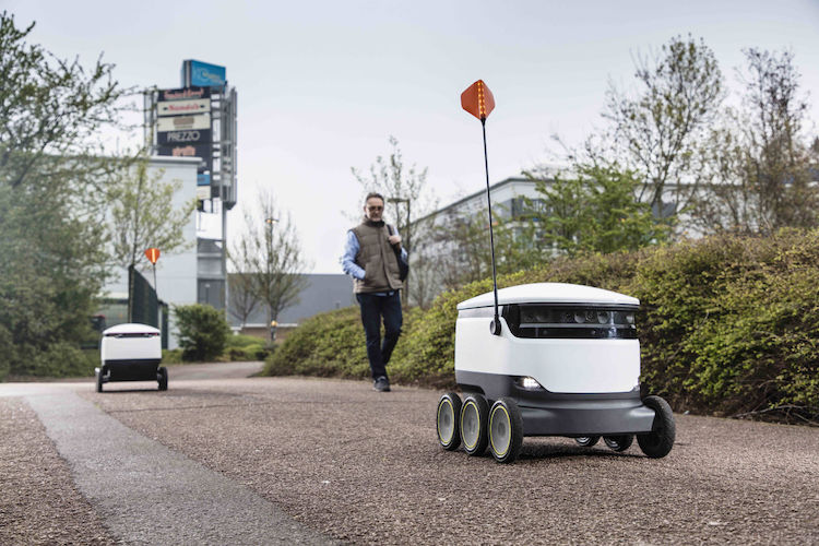 Фото: пять роботов, которые помогают человечеству справиться с пандемией