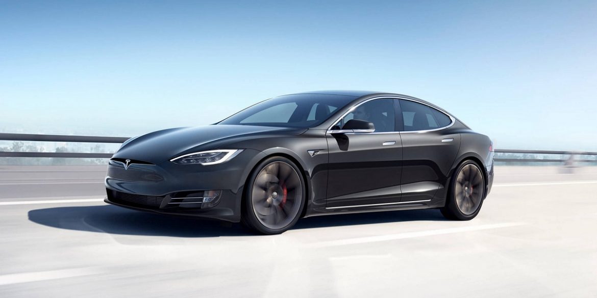Tesla будет выпускать Model 3 с батареями без кобальта