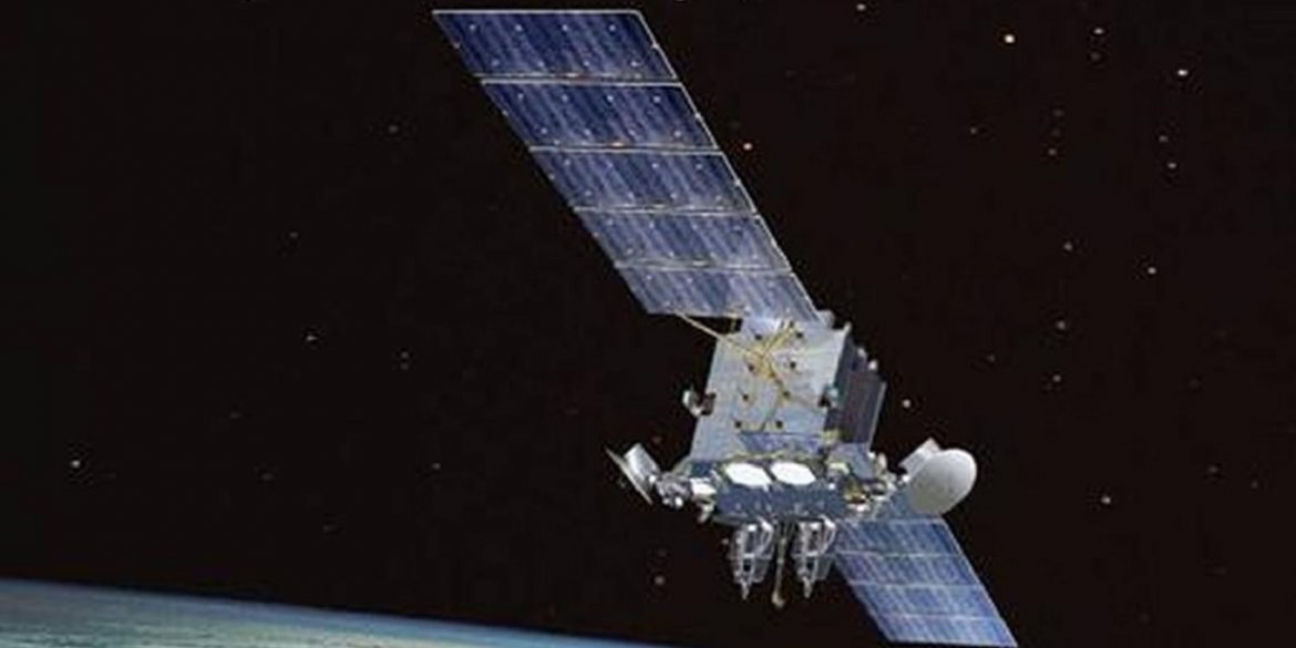 США звинувачують Росію в стрільбі з супутника в космосі