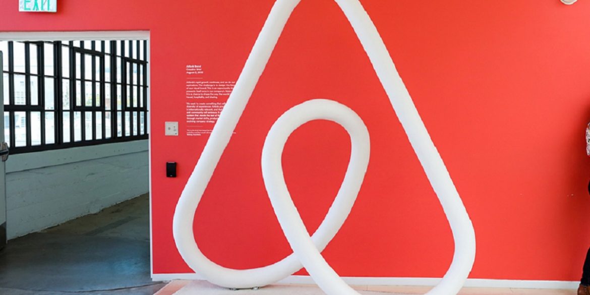 Airbnb запретил проводить вечеринки в арендуемых домах