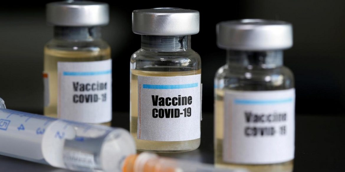 В США остановили испытания вакцины от COVID-19 из-за неизвестной болезни у добровольца