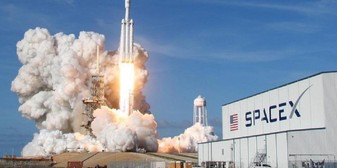 SpaceX запустить чергову партію Starlink і військовий супутник США
