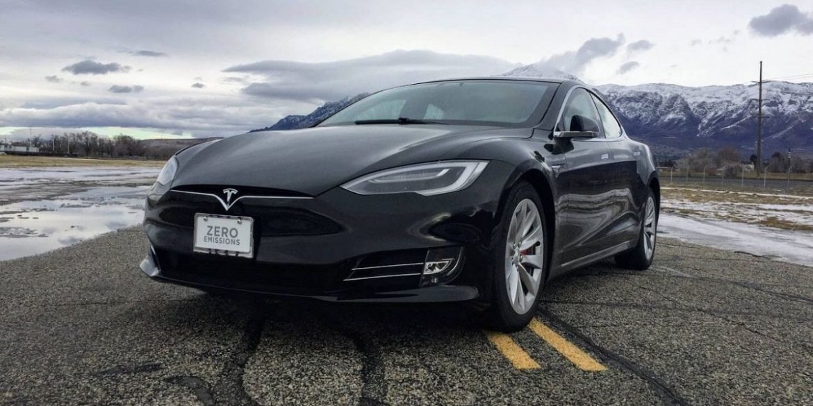 Автопилот Tesla произведет революцию в автотранспорте, - Илон Маск
