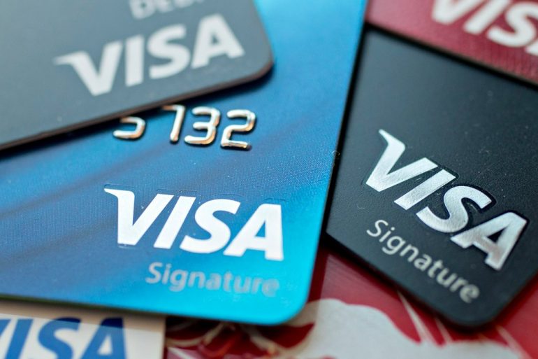 Кількість безконтактних платежів Visa під час пандемії зросла на 500 млн