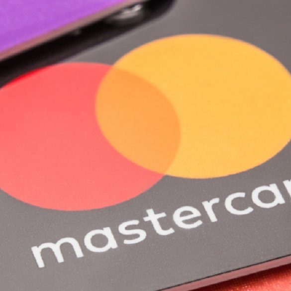 Mastercard випустить першу біометричну платіжну карту