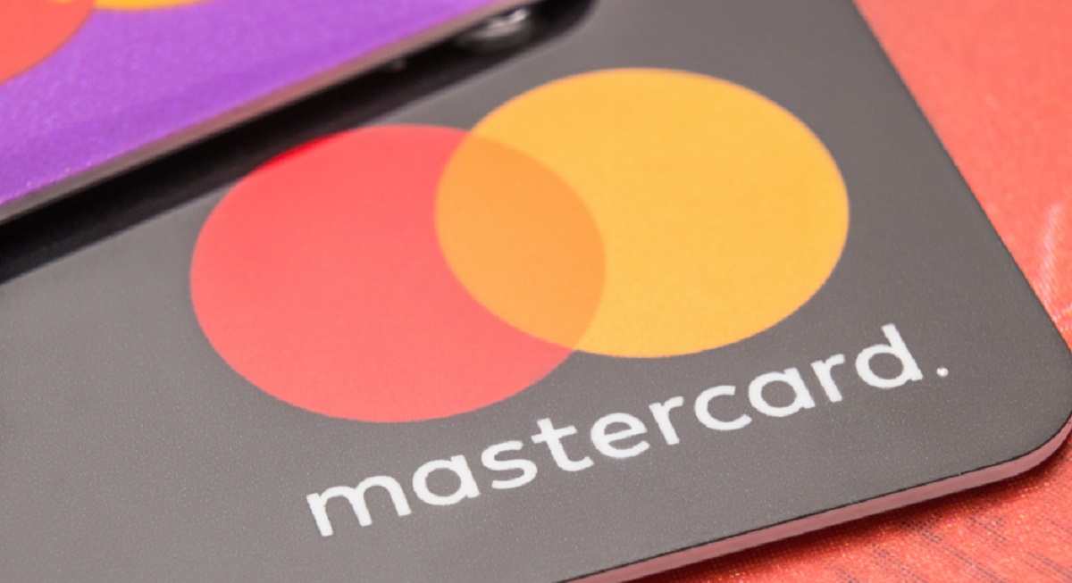 Mastercard випустить першу біометричну платіжну карту