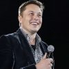 Ілон Маск намагався продати Tesla Apple