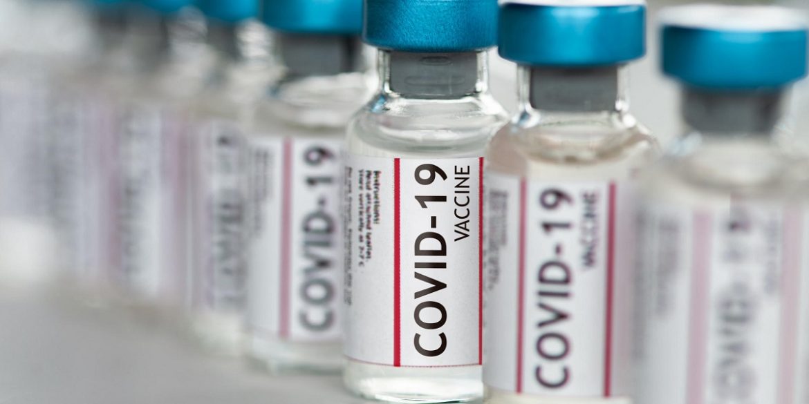 Украина получит 8 миллионов доз вакцины от COVID-19